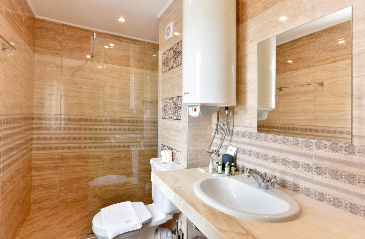 אובזור Sirena Palace Family Hotel מראה חיצוני תמונה