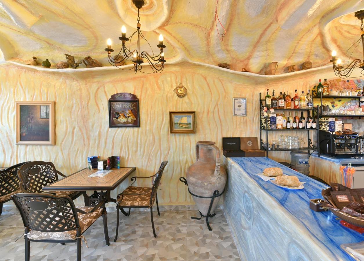 אובזור Sirena Palace Family Hotel מראה חיצוני תמונה