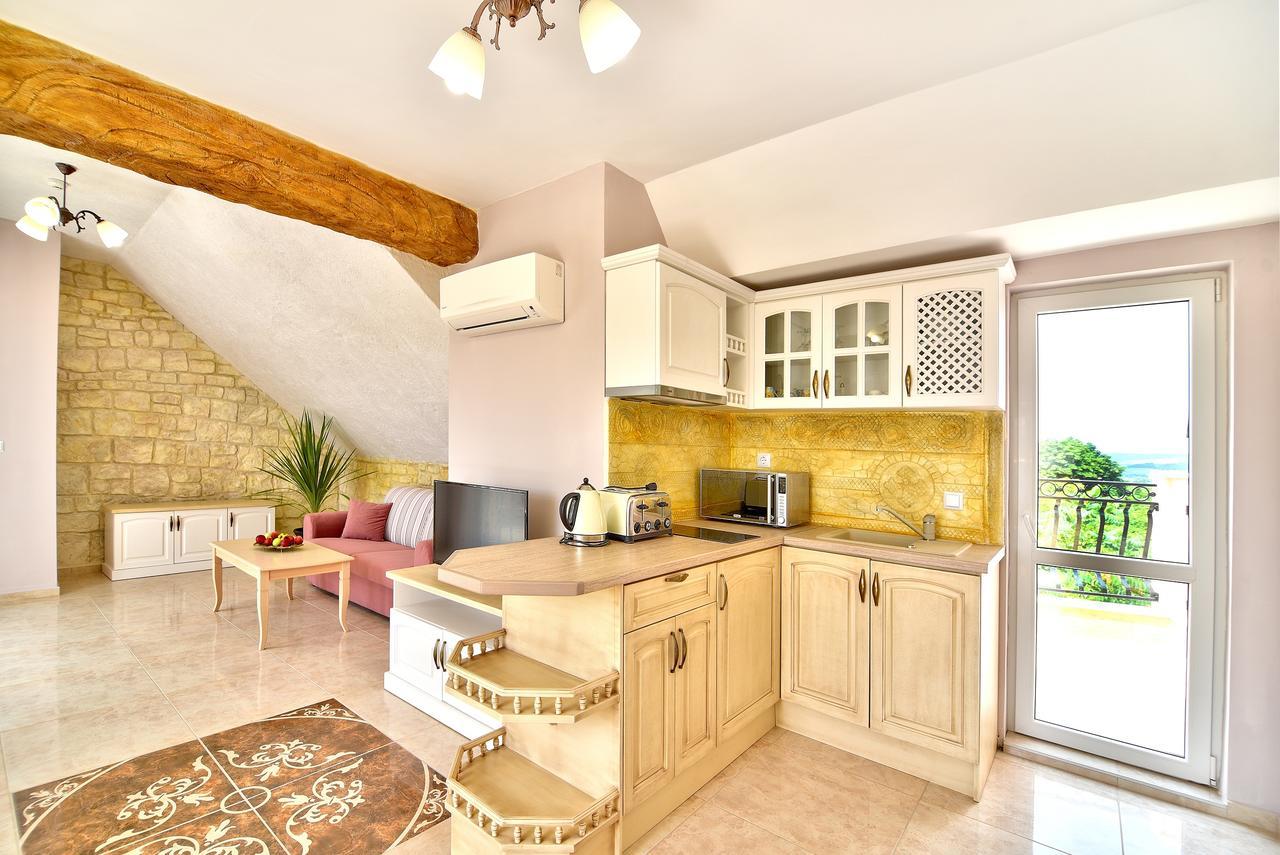 אובזור Sirena Palace Family Hotel מראה חיצוני תמונה