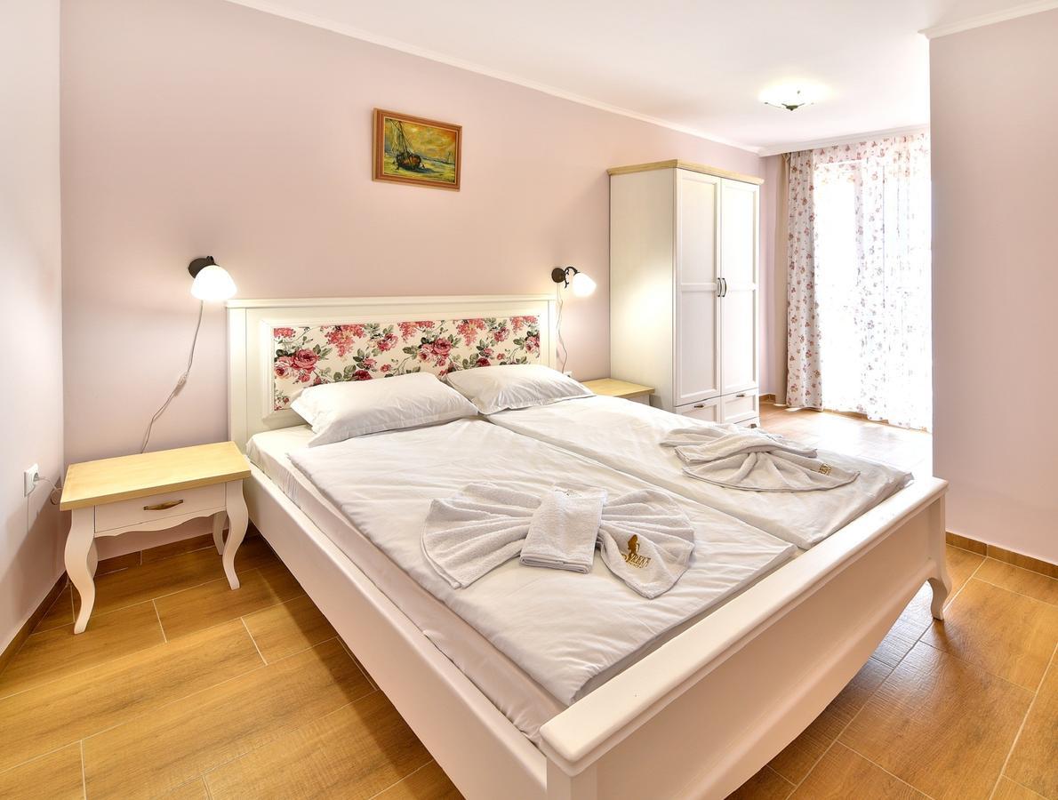 אובזור Sirena Palace Family Hotel מראה חיצוני תמונה