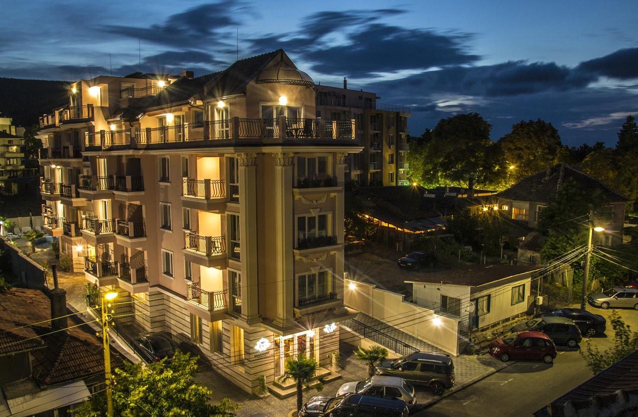 אובזור Sirena Palace Family Hotel מראה חיצוני תמונה