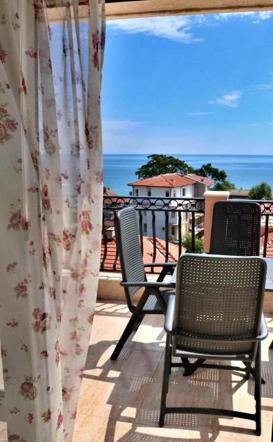 אובזור Sirena Palace Family Hotel מראה חיצוני תמונה